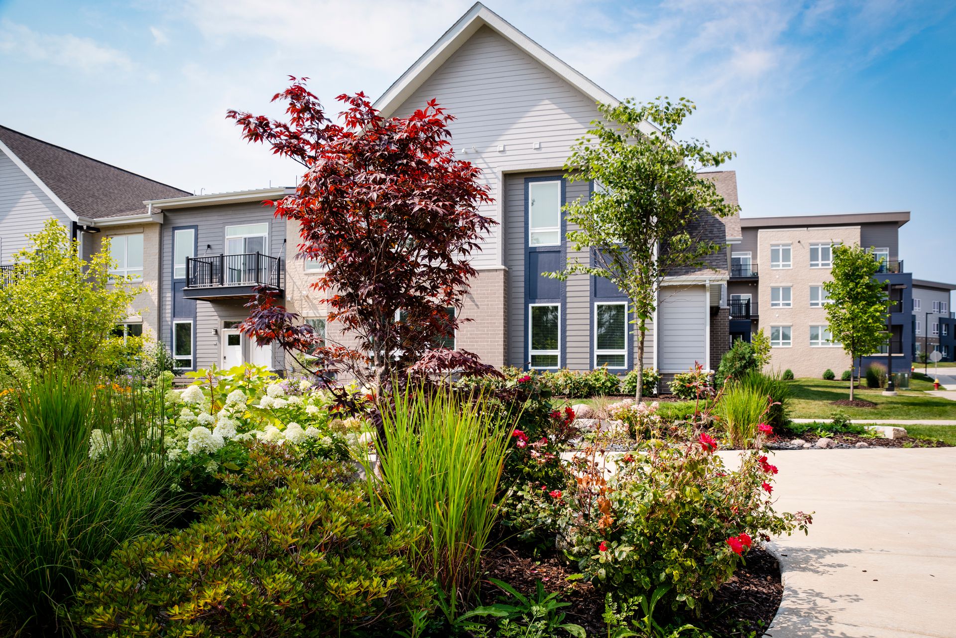 Oak Creek Apartment: 1310 W Nicholas Dr