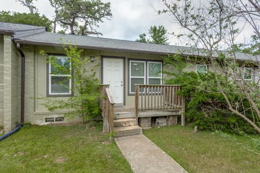 MOVE IN SPECIAL - 4 WEEKS FREE PRORATED ON 18/MO LEASE - MUST MOVE IN BY 8/30! – photo 1