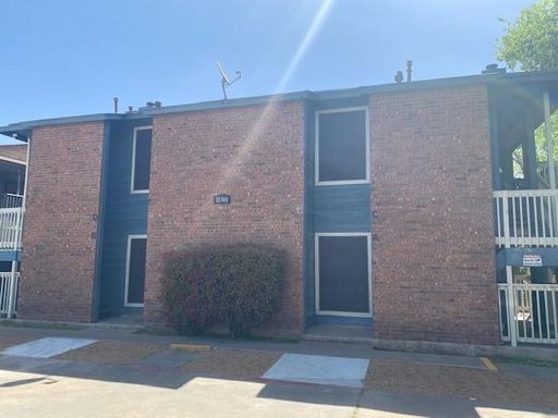 MOVE IN SPECIAL - 4 WEEKS FREE PRORATED ON 18/MO LEASE - MUST MOVE IN BY 9/15! – photo 1