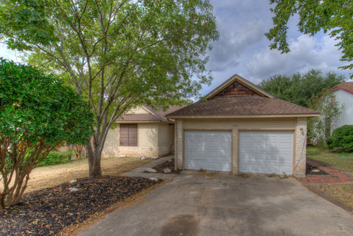Cute updated house close to Domain – photo 1