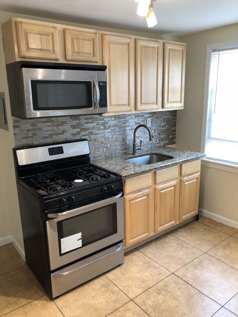 Newark Apartment: 64 Cedar Avenue