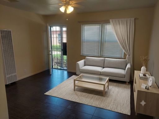GORGEOUS UNIT REFURBISHED WITH NEW FLOORING AND APPLIANCES! SEC8 WELCOME. – photo 1