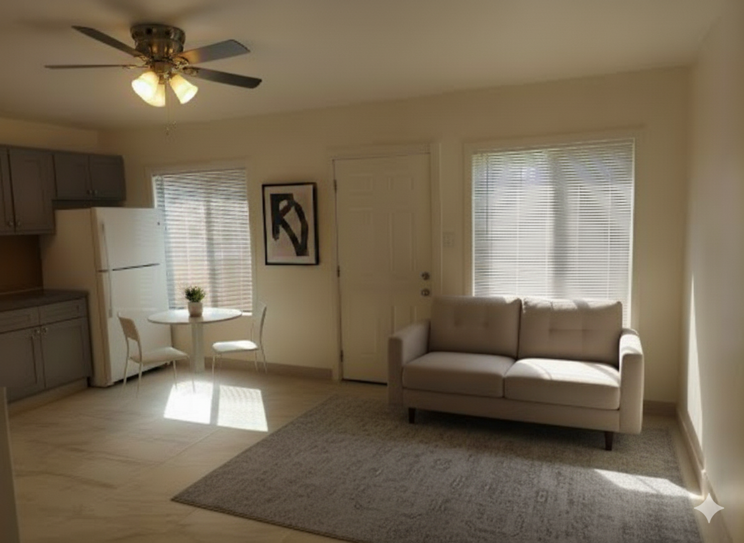 Wilmington Apartment: 914 E. Cruces St.