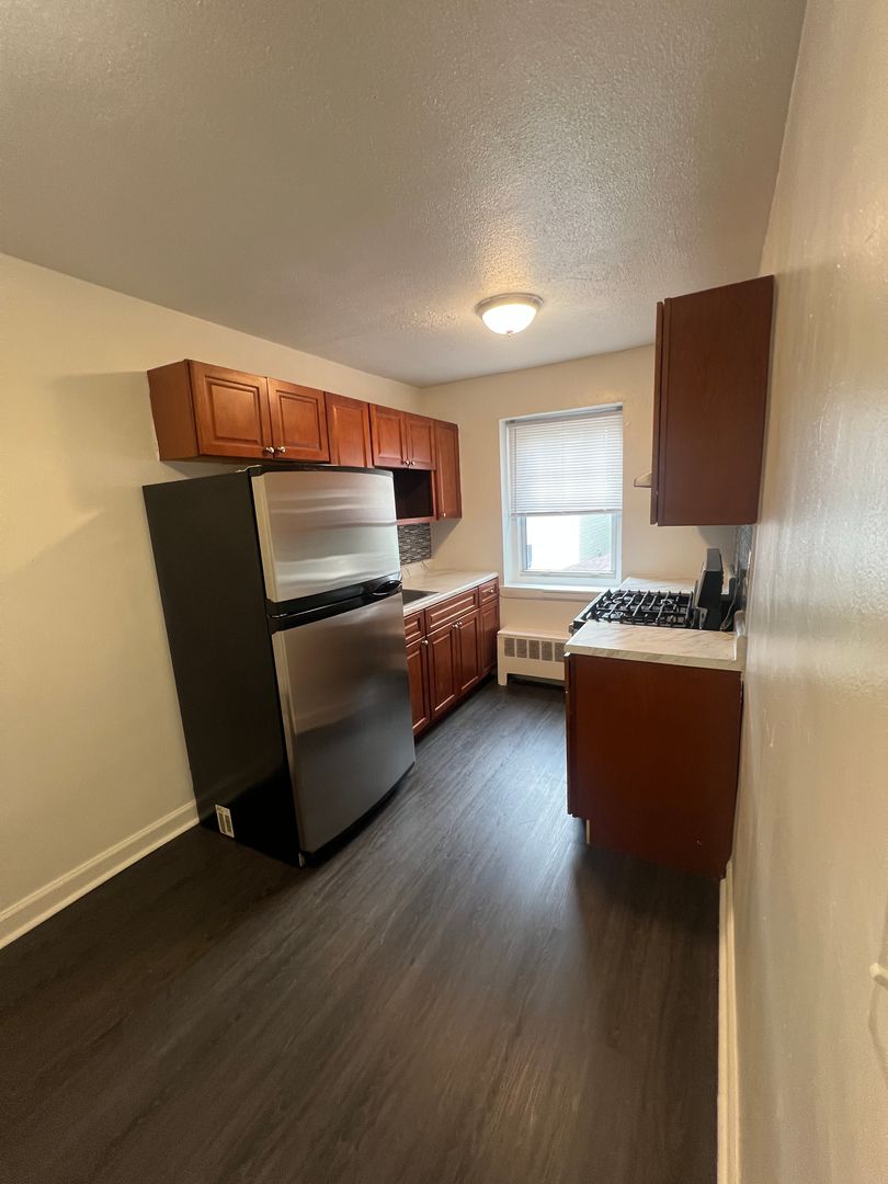 Irvington Apartment: 391-419 Union Ave