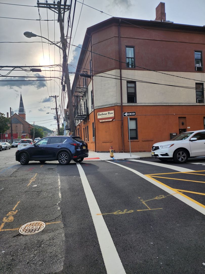 Paterson Apartment: 223-233 Slater St