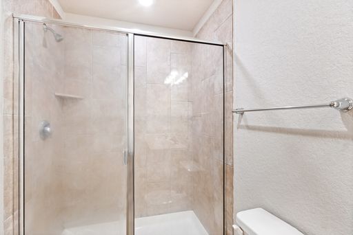 2432 Ayers Dr, Seguin, TX 78155