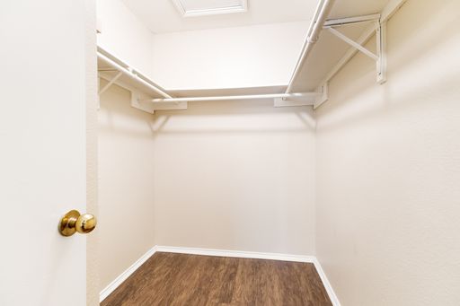 4803 Hamilton Wolfe Rd #916, San Antonio, TX 78229