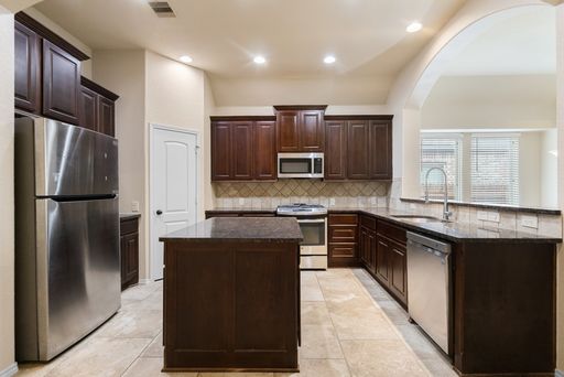8710 White Crown, San Antonio, TX 78254