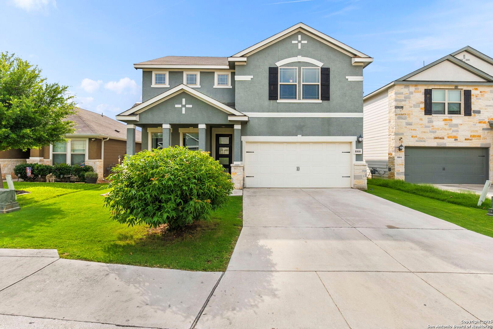 San Antonio House: 8808 Straight Oaks