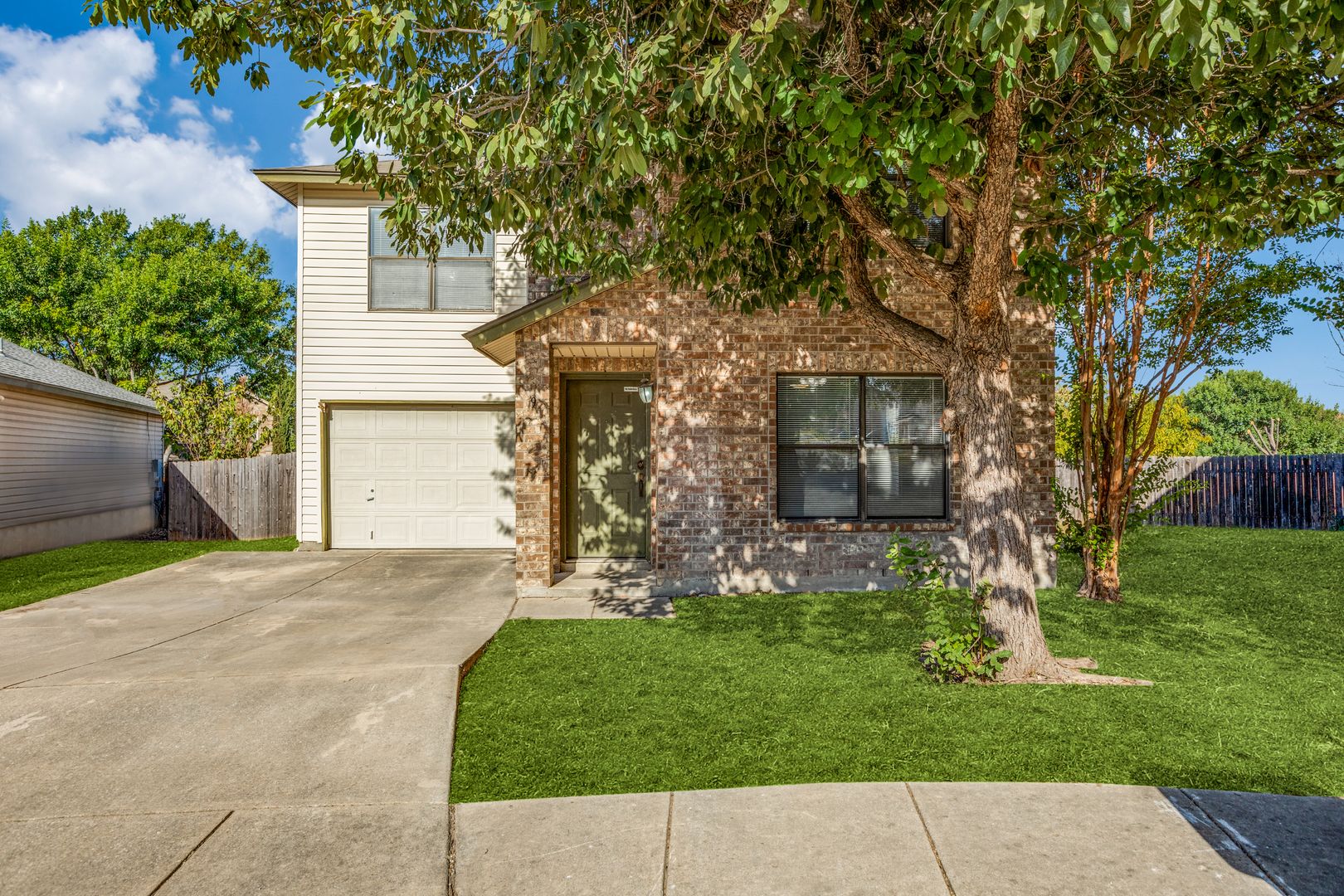 San Antonio House: 9 Crystal Moon
