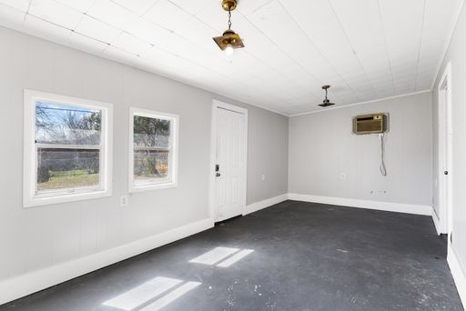 210 Dryden, San Antonio, TX 78213