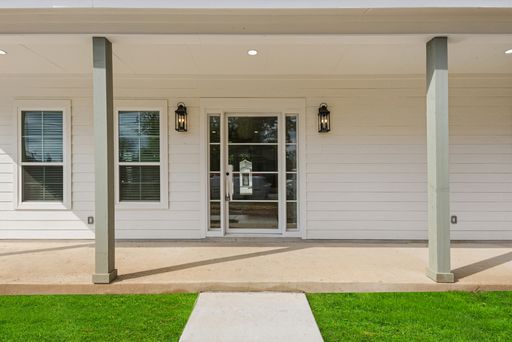 158 S. Academy Ave, New Braunfels, TX 78130