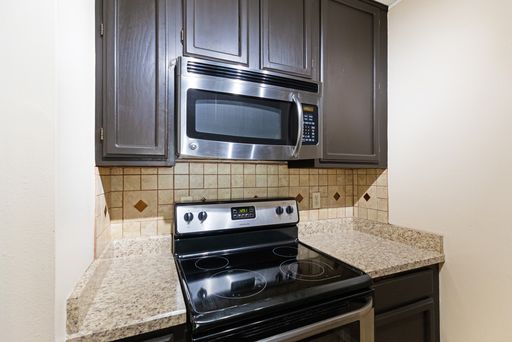 4803 Hamilton Wolfe Rd #916, San Antonio, TX 78229