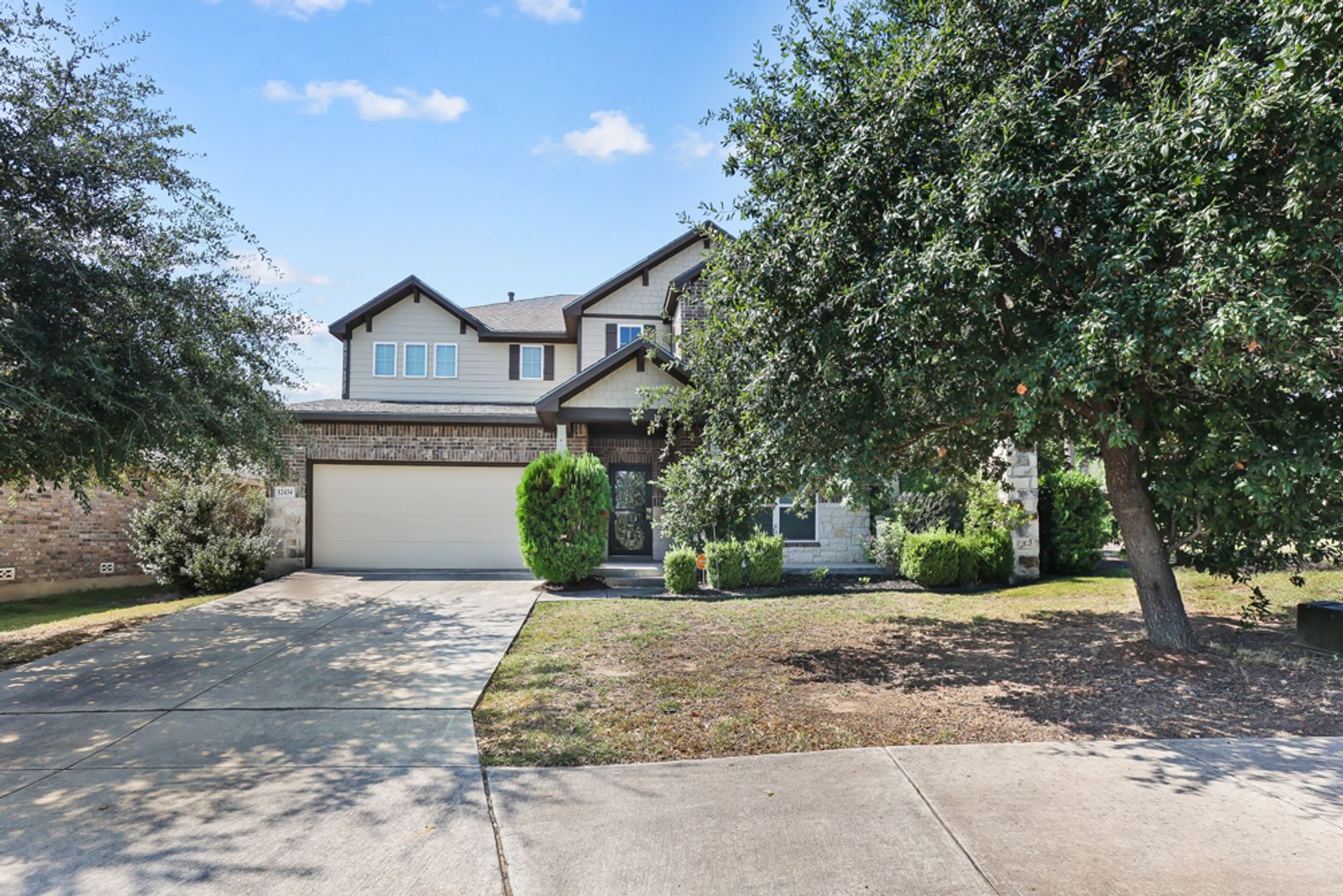 San Antonio House: 12434 Old Stillwater