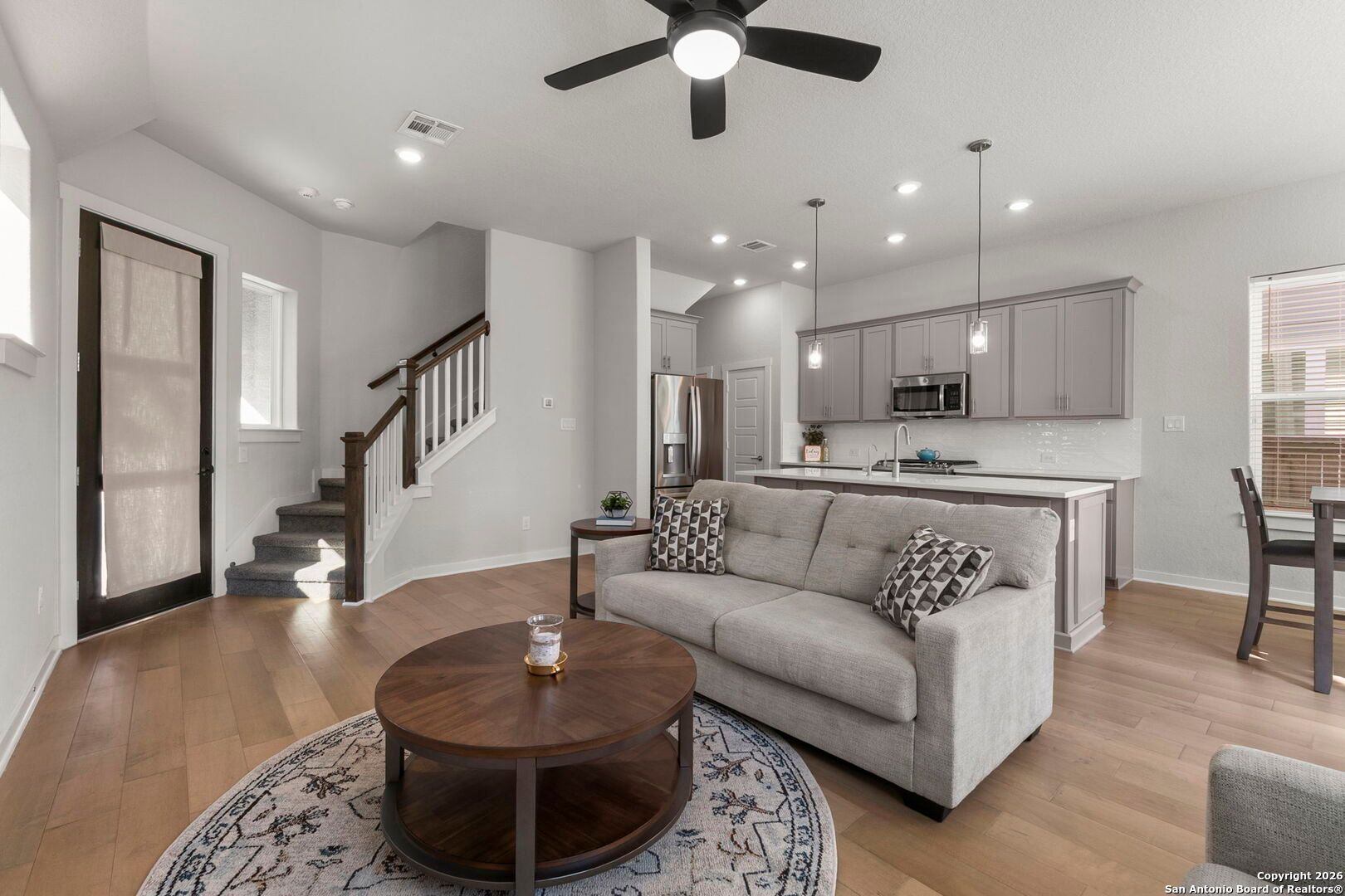 San Antonio House: 5843 Whitby Rd #40