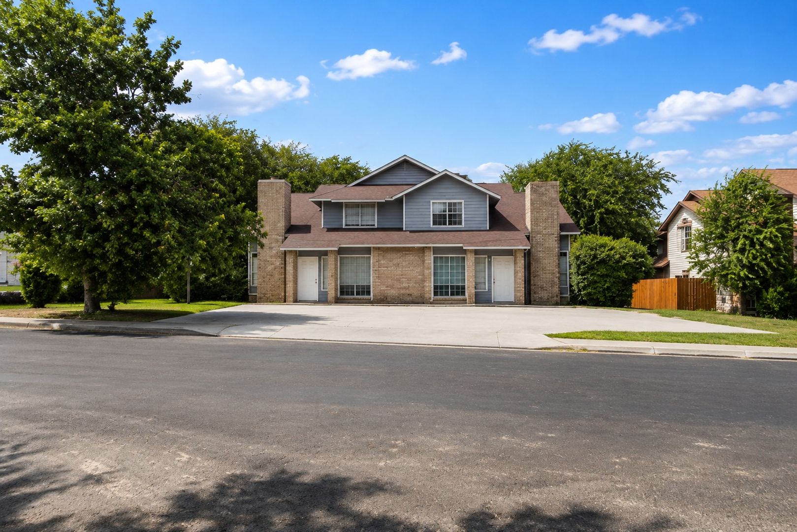 San Antonio House: 6710 Windsor Hollow