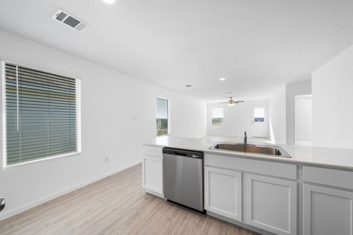 3707 Moon Hill Rd, Marion, TX 78124