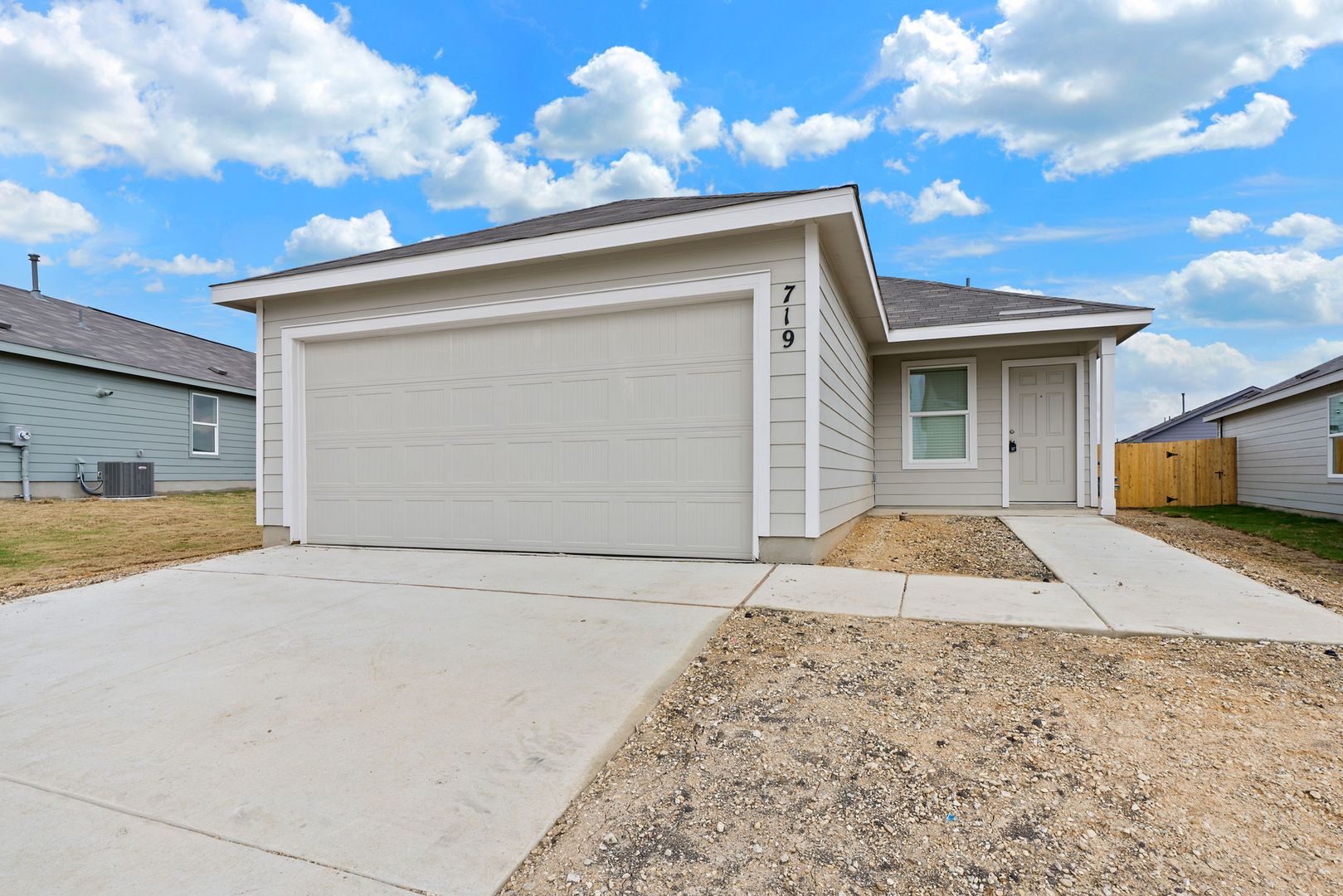 New Braunfels House: 719 Grey Dove Trail