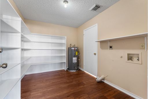 7038 Cole Creek Dr., Converse, TX 78109