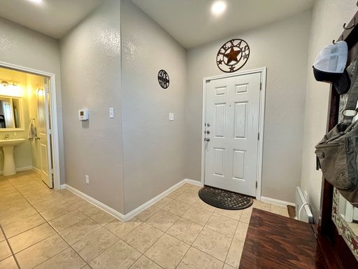 12227 Stratsburg, San Antonio, TX 78252
