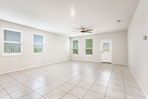 5042 Italica Rd, San Antonio, TX 78253
