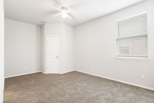 5042 Italica Rd, San Antonio, TX 78253