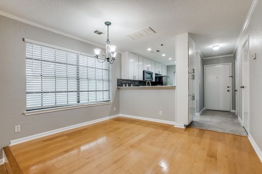 11815 Vance Jackson Rd #606, San Antonio, TX 78230