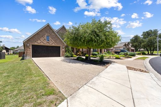 420 Mission Hill Run, New Braunfels, TX 78132