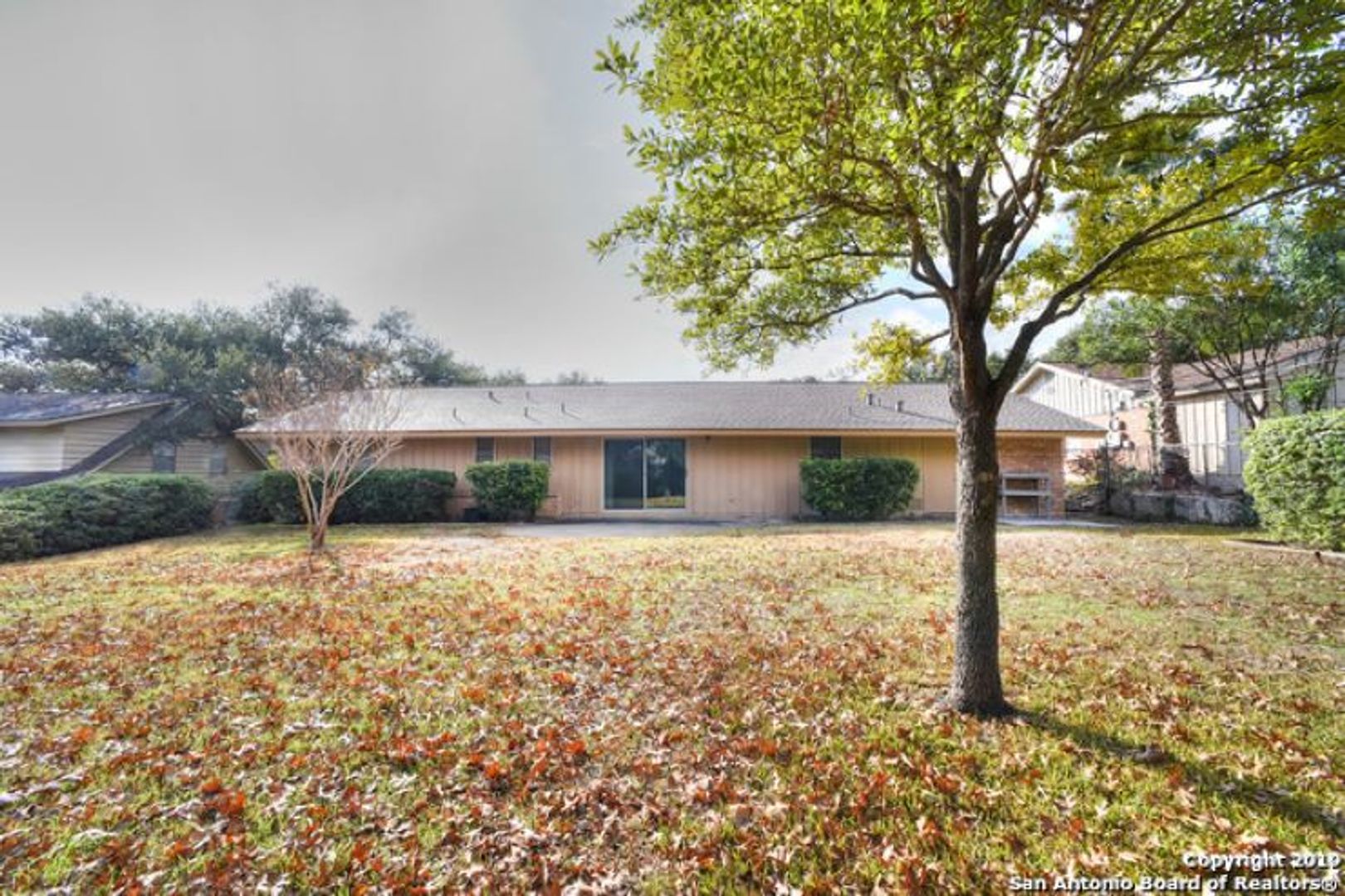 San Antonio House: 3223 Oakleaf Dr