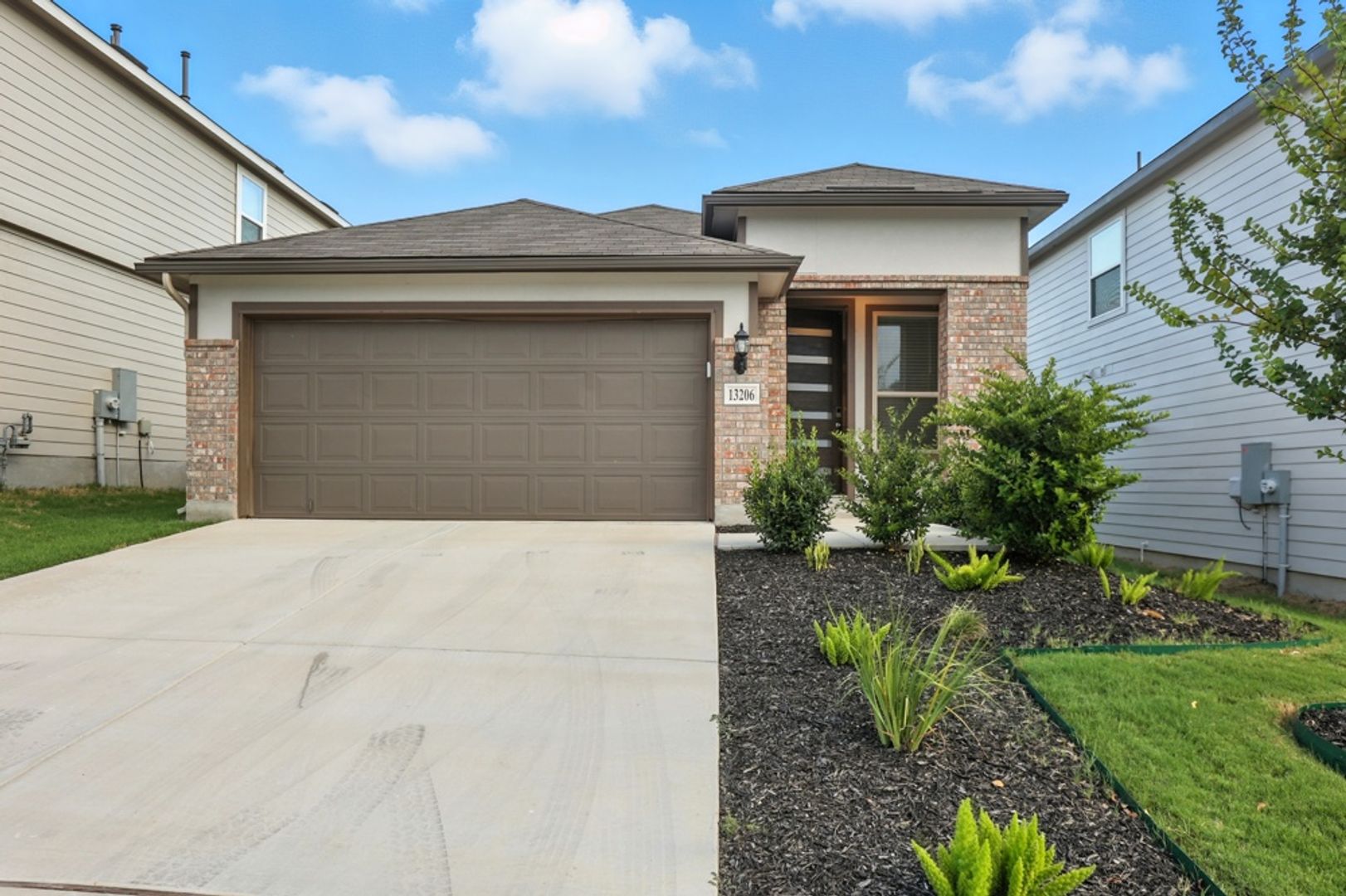 San Antonio House: 13206 Edith Gardens
