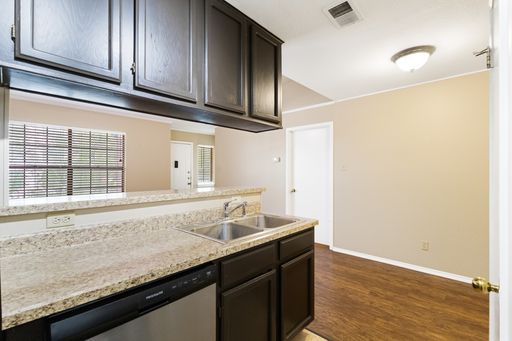 4803 Hamilton Wolfe Rd #916, San Antonio, TX 78229