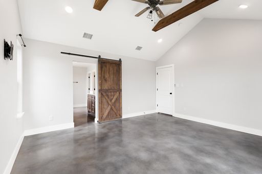 4574 Bump Gate Rd, Pipe Creek, TX 78063