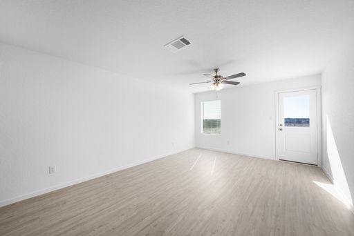 3707 Moon Hill Rd, Marion, TX 78124