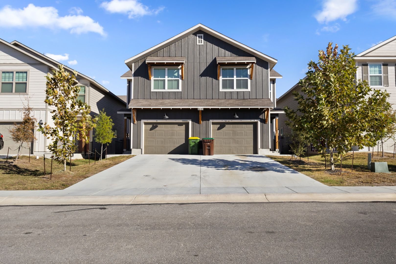 San Antonio House: 7620 Magnolia Village Unit 102