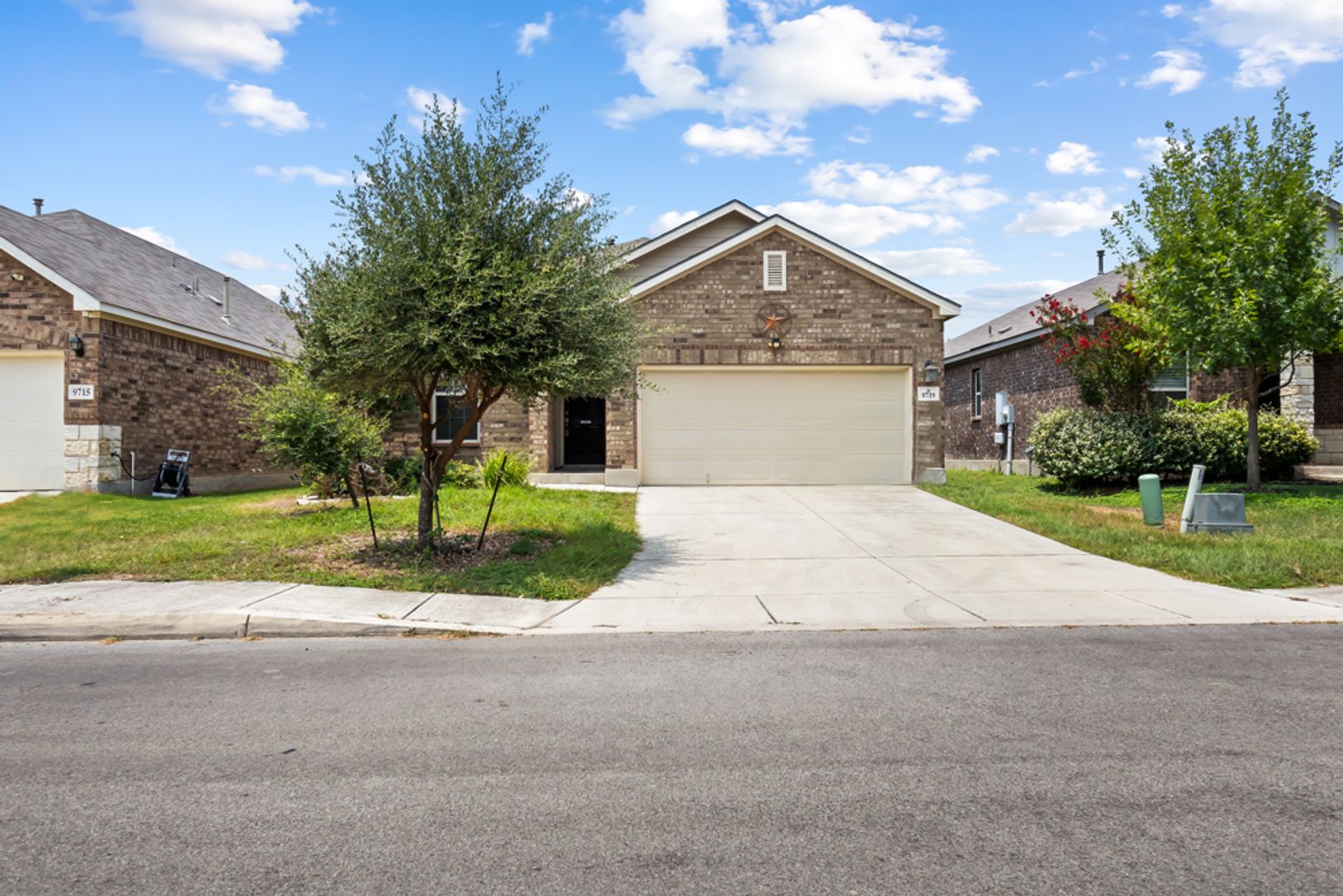 San Antonio House: 9719 Bricewood Post