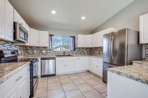 2610 Lakebriar St, San Antonio, TX 78222