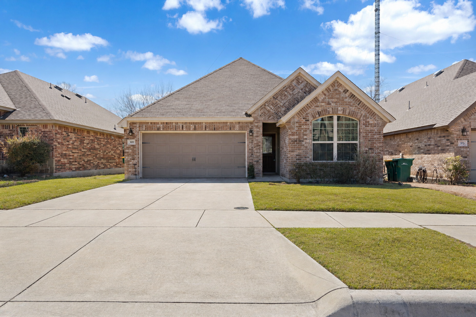 Boerne House: 369 Derby Dr
