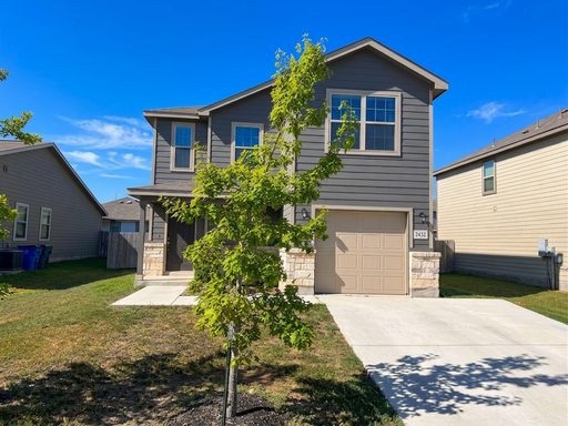 2432 Ayers Dr, Seguin, TX 78155
