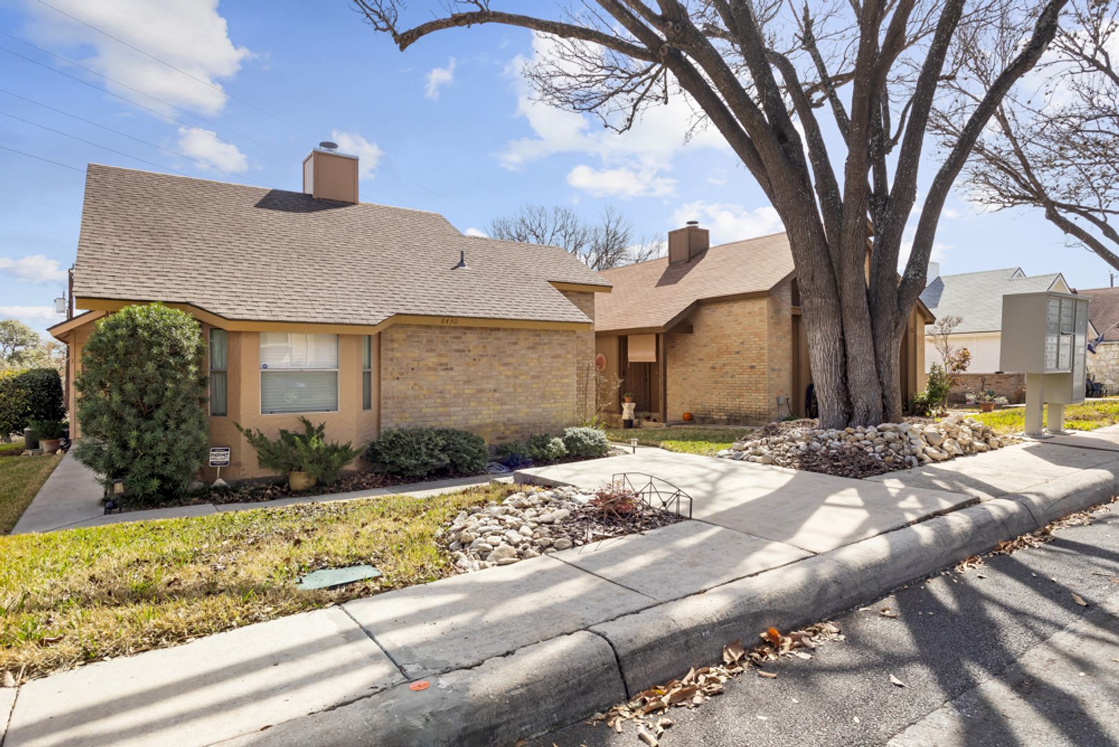 San Antonio House: 8430 Cranberry Hill