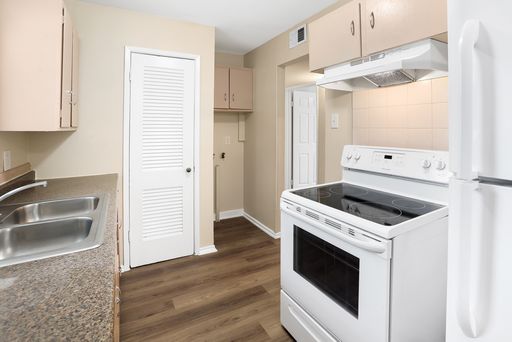 115 Harcourt, San Antonio, TX 78223