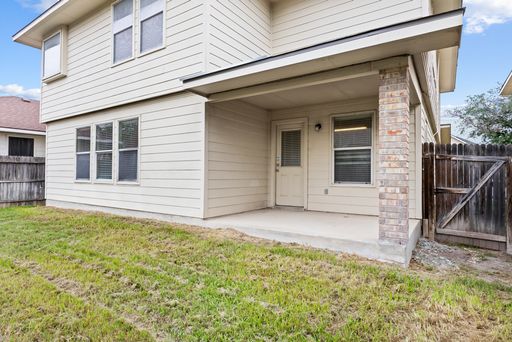 6526 Charles Field, Leon Valley, TX 78238
