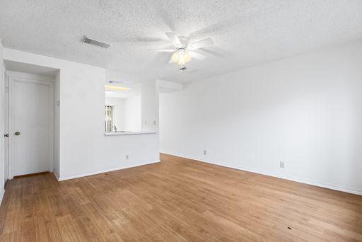 5011 River Kenton, San Antonio, TX 78240