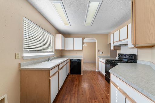 7038 Cole Creek Dr., Converse, TX 78109
