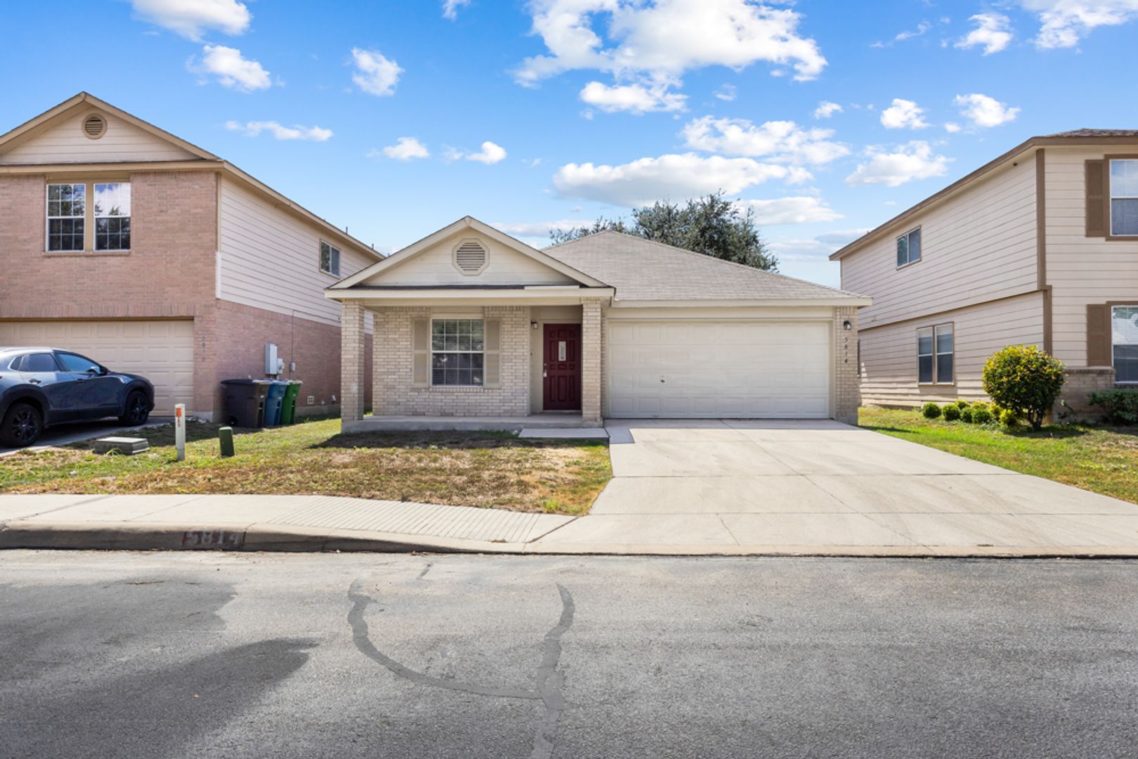 San Antonio House: 5814 Armstrong Well