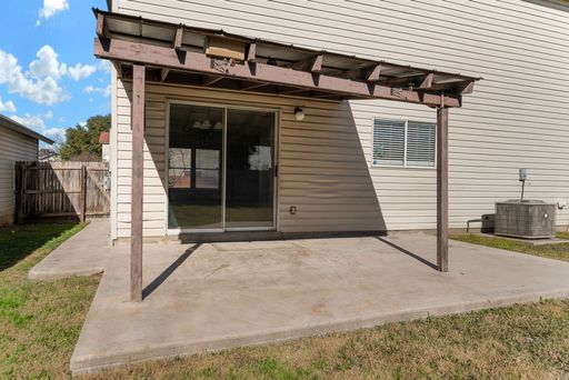 7038 Cole Creek Dr., Converse, TX 78109