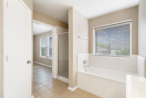 6526 Charles Field, Leon Valley, TX 78238