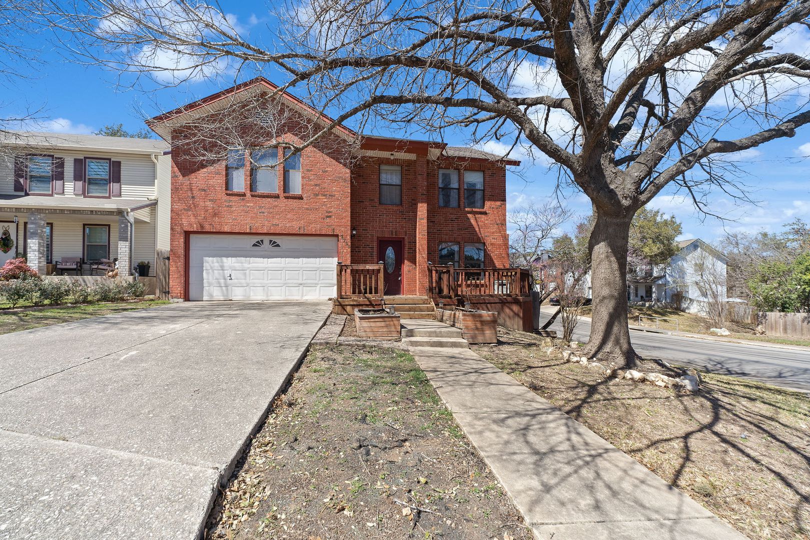 San Antonio House: 7703 Sandia Bluff