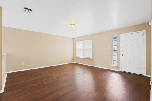 8304 Heights Valley, Converse, TX 78109