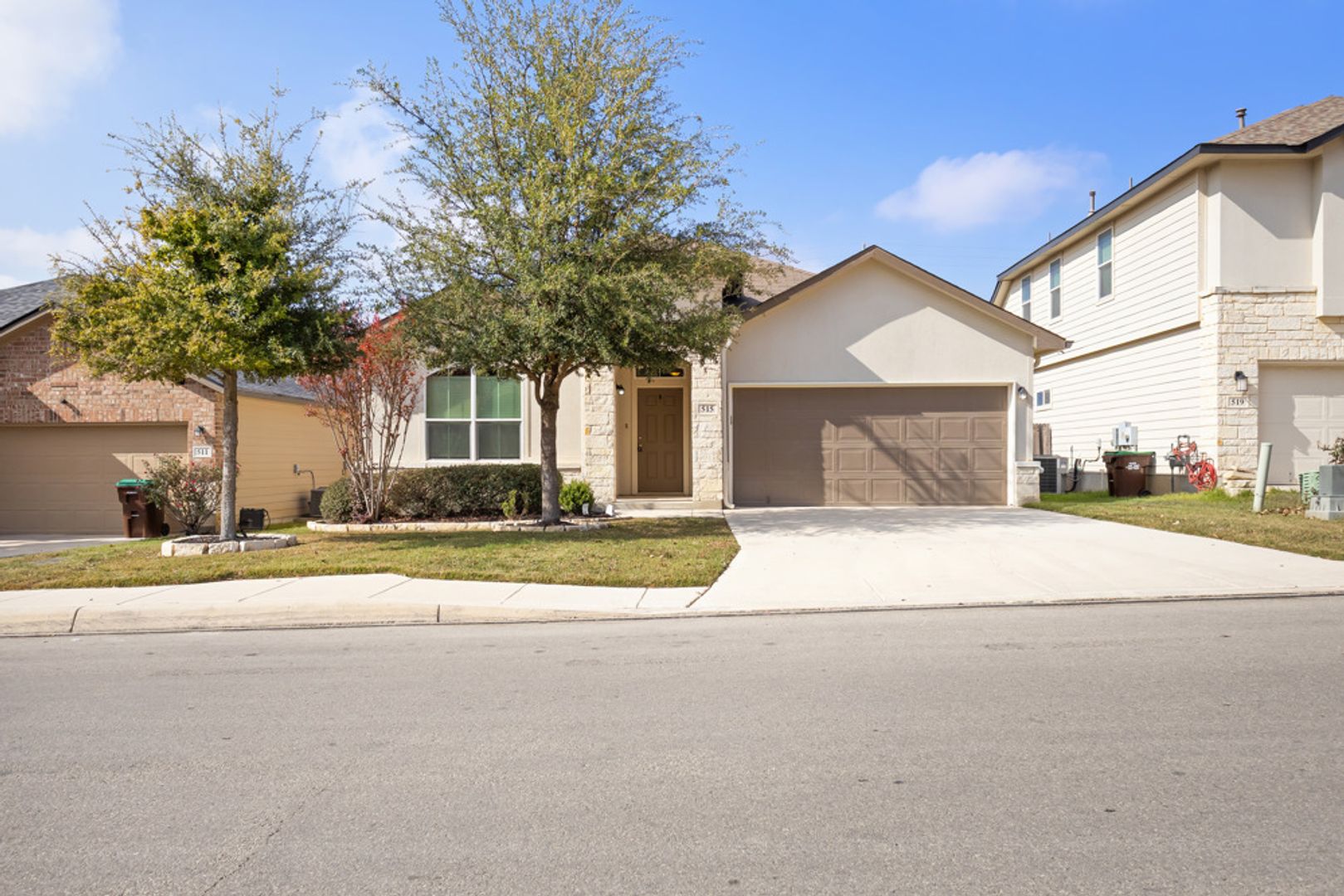 San Antonio House: 515 Sage Thrasher