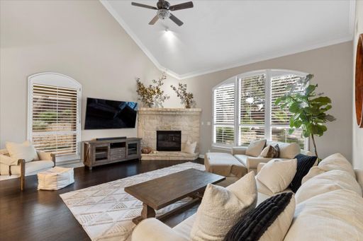 411 Cadence Hill, San Antonio, TX 78260